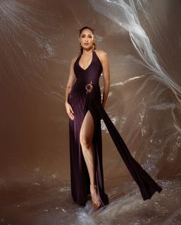 Pragya Jaiswal feet photo thumbnail