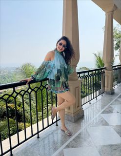 Pragya Jaiswal feet photo thumbnail