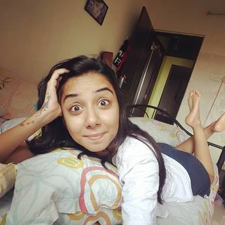 Prajakta Koli feet photo thumbnail