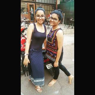 Prajakta Koli feet photo thumbnail