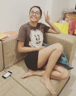 Prajakta Koli feet photo thumbnail