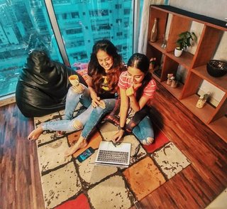 Prajakta Koli feet photo thumbnail