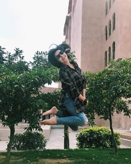 Prajakta Koli feet photo thumbnail