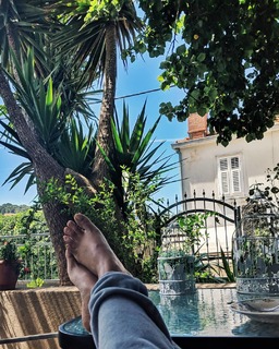 Prajakta Koli feet photo thumbnail