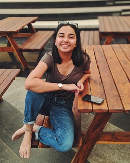 Prajakta Koli feet photo thumbnail