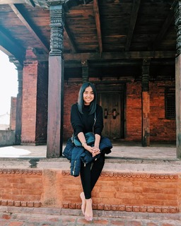 Prajakta Koli feet photo thumbnail