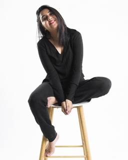 Prajakta Koli feet photo thumbnail