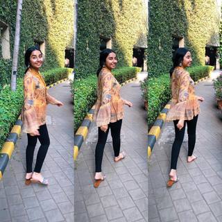 Prajakta Koli feet photo thumbnail