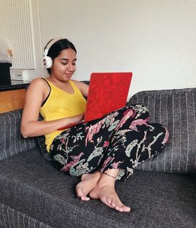 Prajakta Koli feet photo thumbnail