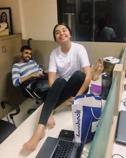 Prajakta Koli feet photo thumbnail