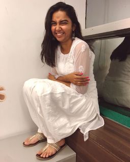 Prajakta Koli feet photo thumbnail