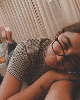 Prajakta Koli feet photo thumbnail