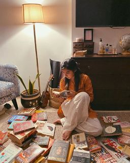 Prajakta Koli feet photo thumbnail