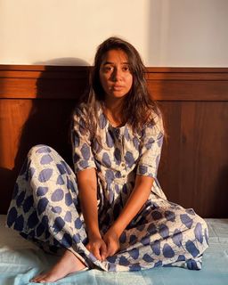 Prajakta Koli feet photo thumbnail