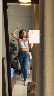 Prajakta Koli feet photo thumbnail