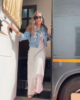 Prajakta Koli feet photo thumbnail