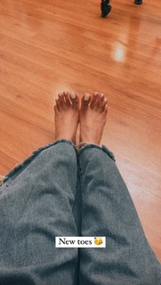 Prajakta Koli feet photo thumbnail