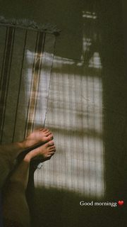 Prajakta Koli feet photo thumbnail