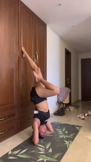 Prajakta Koli feet photo thumbnail