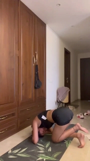 Prajakta Koli feet photo thumbnail