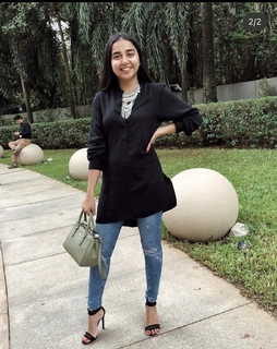 Prajakta Koli feet photo thumbnail