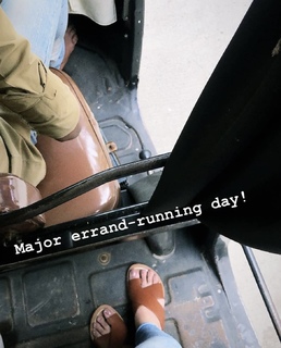 Prajakta Koli feet photo thumbnail