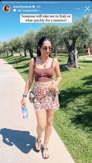 Prajakta Koli feet photo thumbnail