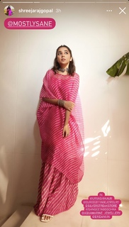 Prajakta Koli feet photo thumbnail