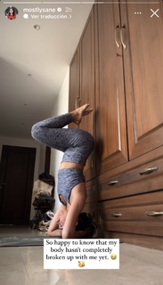 Prajakta Koli feet photo thumbnail