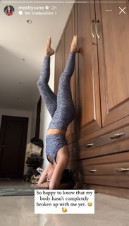 Prajakta Koli feet photo thumbnail