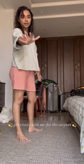 Prajakta Koli feet photo thumbnail