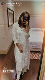 Prajakta Koli feet photo thumbnail