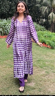 Prajakta Koli feet photo thumbnail