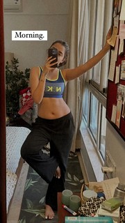 Prajakta Koli feet photo thumbnail