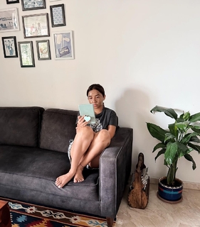 Prajakta Koli feet photo thumbnail