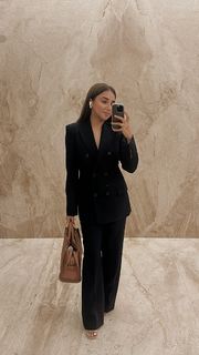 Prajakta Koli feet photo thumbnail