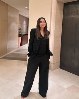 Prajakta Koli feet photo thumbnail