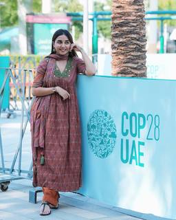 Prajakta Koli feet photo thumbnail