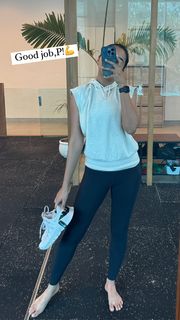 Prajakta Koli feet photo thumbnail