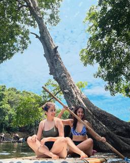 Prajakta Koli feet photo thumbnail