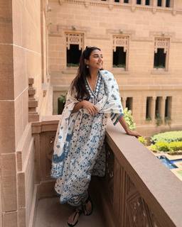 Prajakta Koli feet photo thumbnail