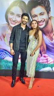 Prajakta Koli feet photo thumbnail