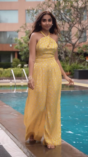 Prajakta Koli feet photo thumbnail