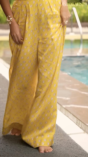 Prajakta Koli feet photo thumbnail