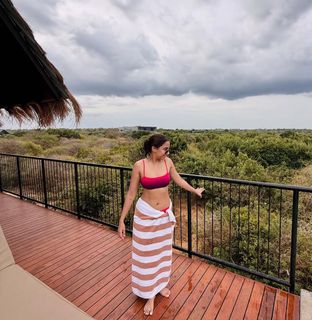 Prajakta Koli feet photo thumbnail