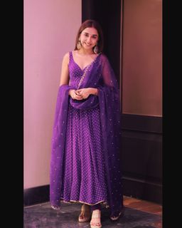 Prajakta Koli feet photo 3