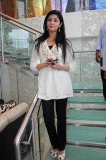 Pranitha feet photo 20