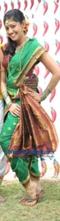 Pranitha feet photo 12