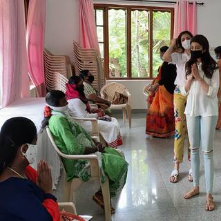 Pranitha feet photo 2