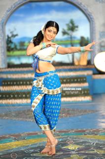 Pranitha feet photo 9